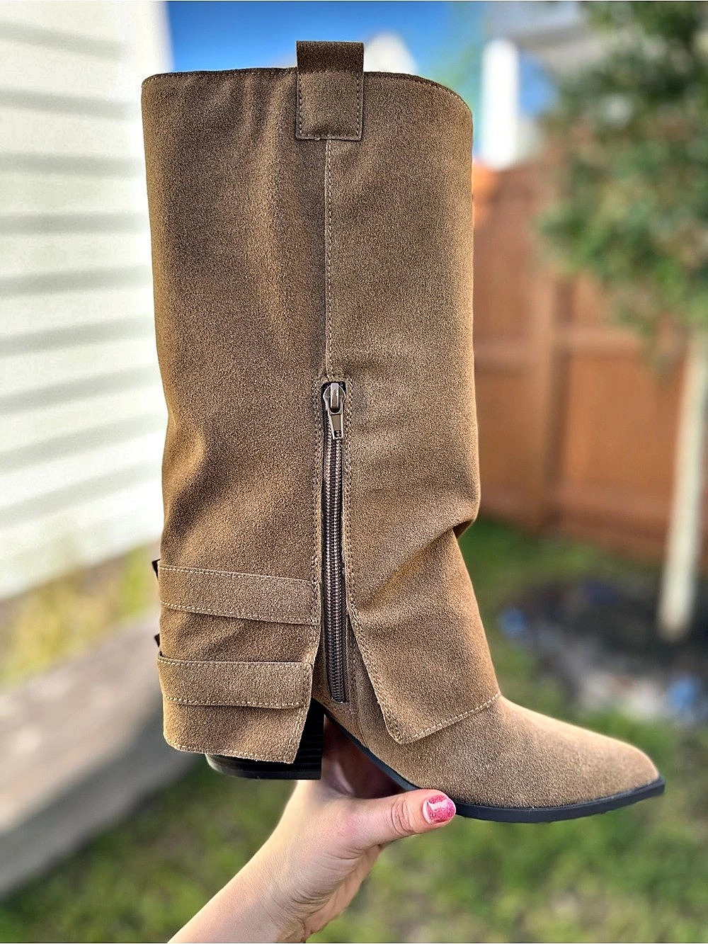 GUESS Guinna Fold Over Slouchy Suede Wedge
Boots Brown Size 8M - Picture 5 of 14
